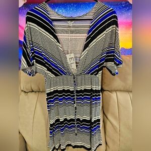 V Neck Deep V shirt blouse top NWT Medium striped blue black and white